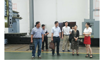 市委政研室副主任張國苗一行調研日發(fā)精機